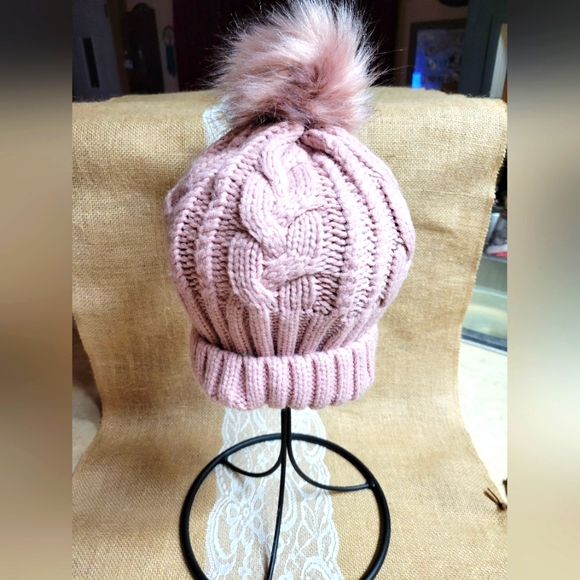 Aeropostale Accessories - 🛒🛍️💥 Dusty pink women gentle used aeropostle winter hat
